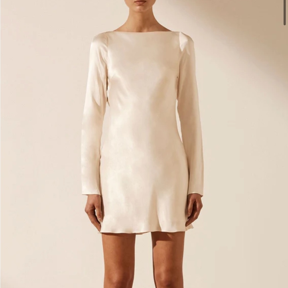 NWT Shona Joy La Lune Long Sleeve Backless Dress in Cream